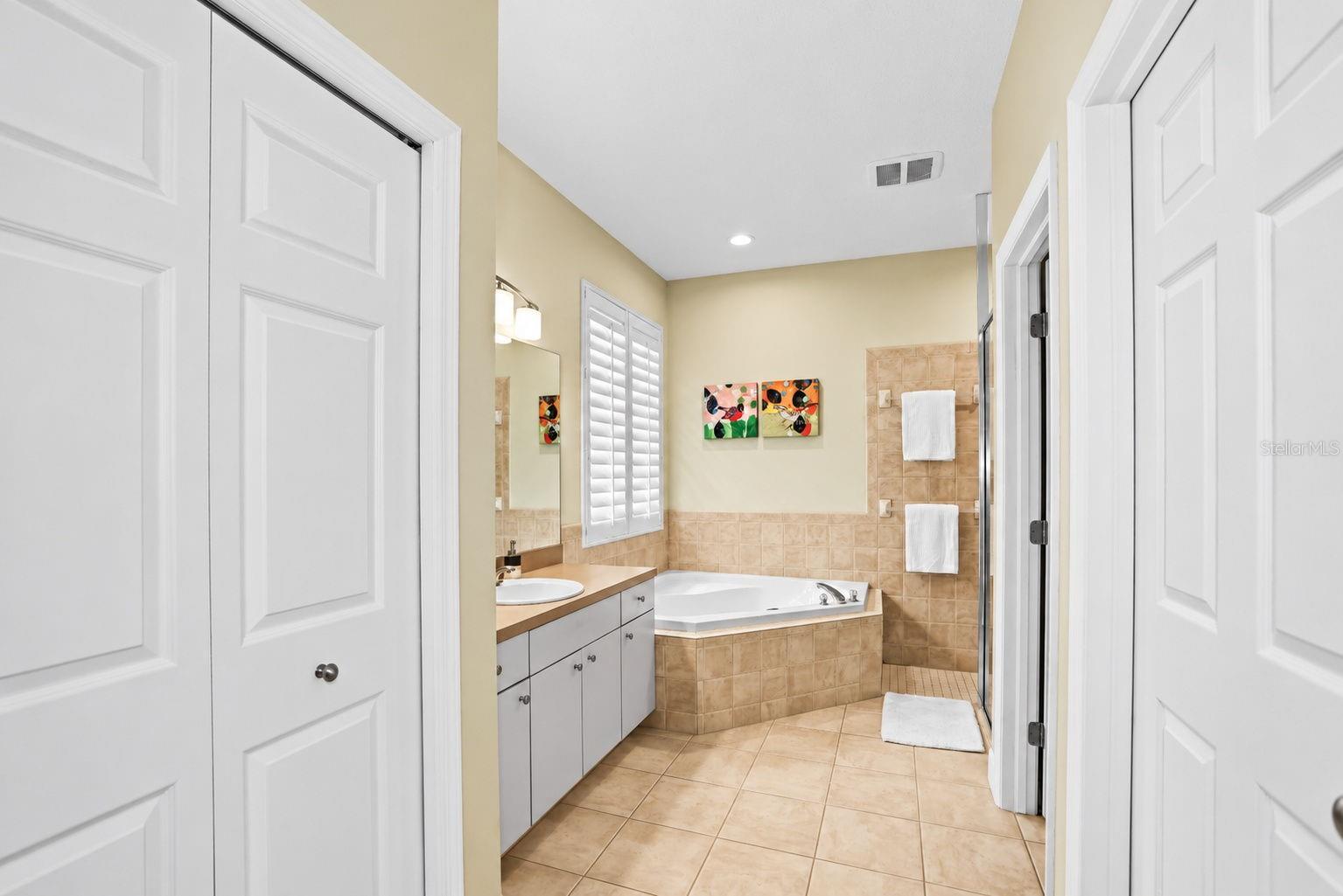 2013 Macarthur Ct Property Photo 36