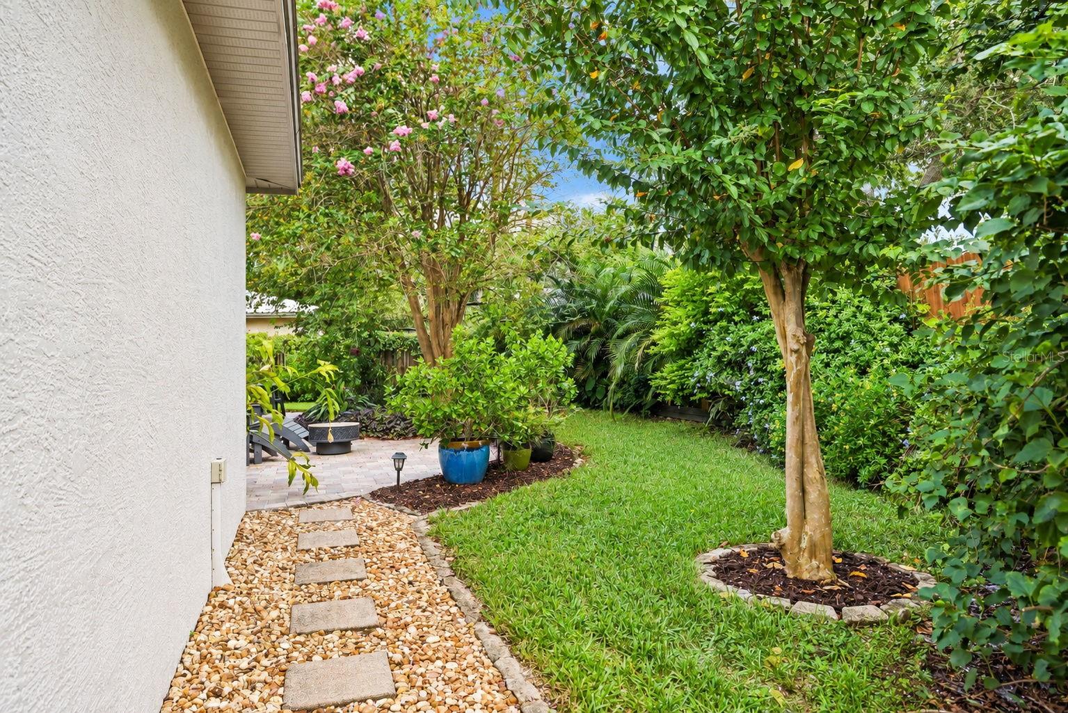 2013 Macarthur Ct Property Photo 49