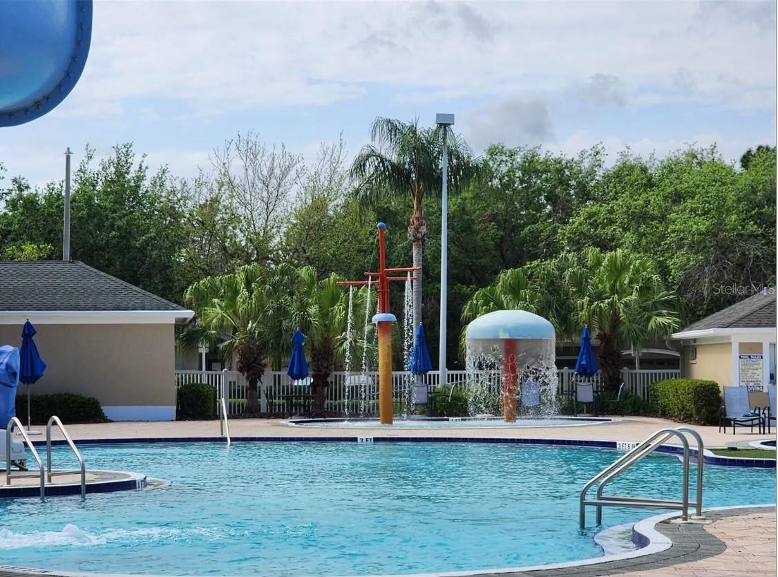 18120 Paradise Point Dr Property Photo 36