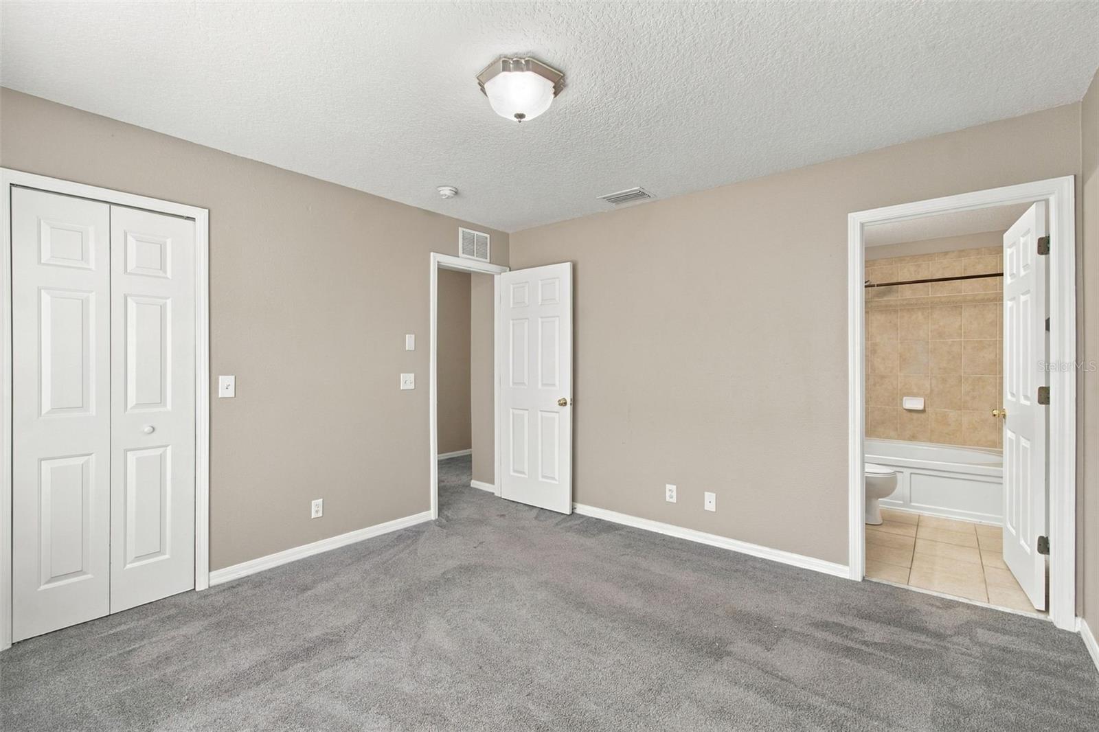 249 Castlekeeper Pl Property Photo 15