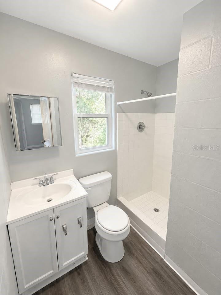 371 Broad St #7 Property Photo 4
