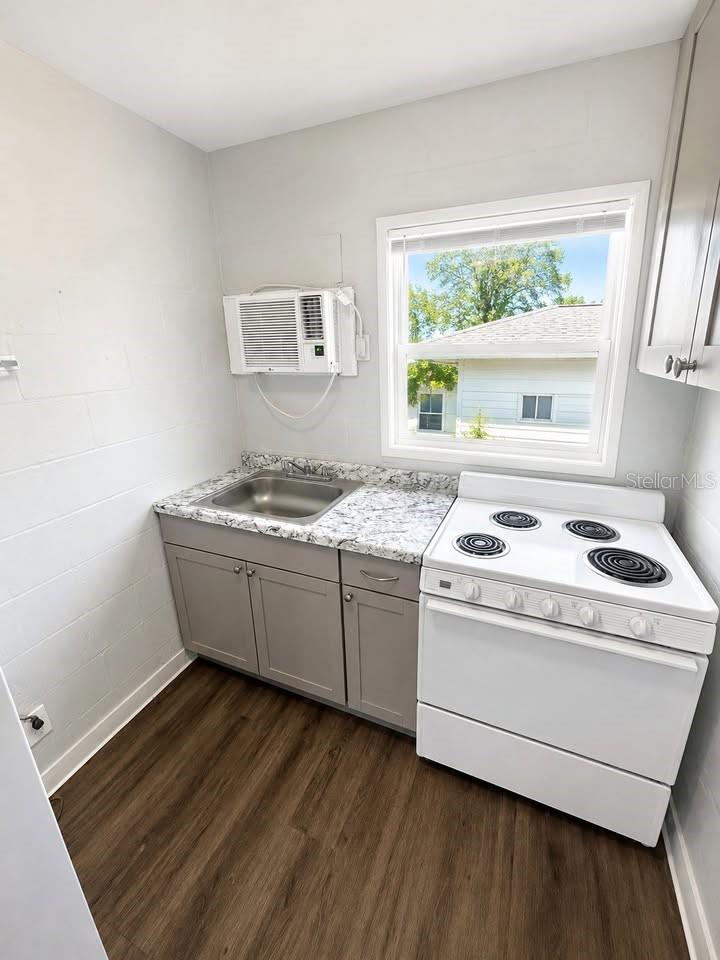 371 Broad St #7 Property Photo 5