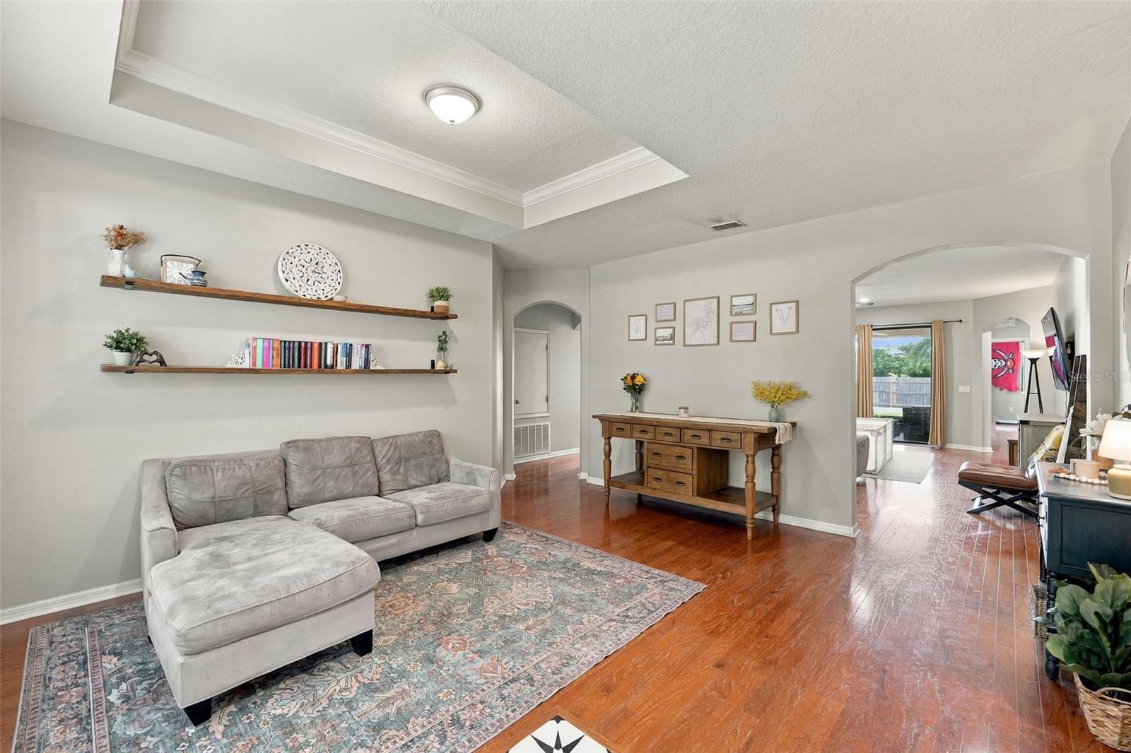 9808 Carr Rd Property Photo 6