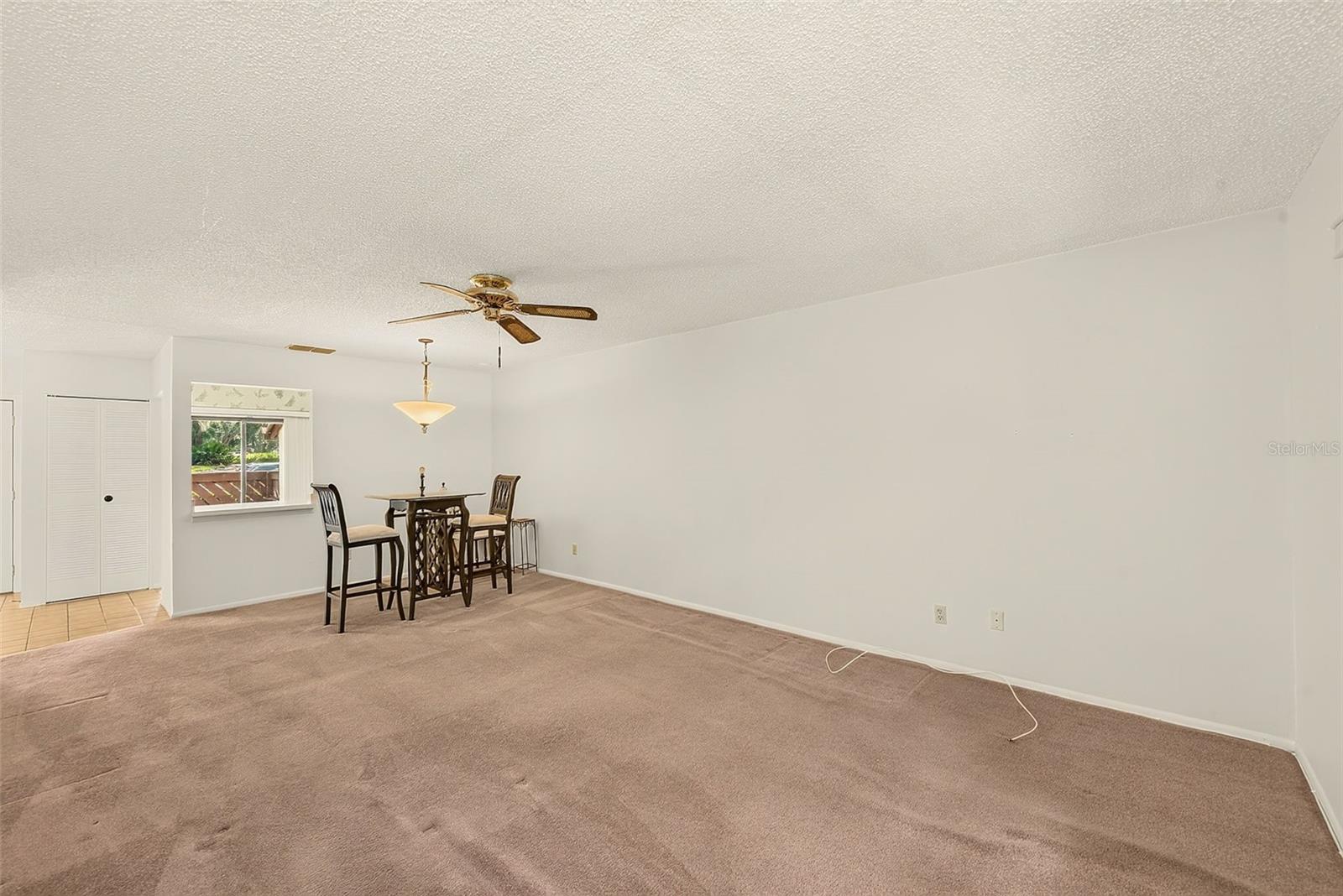 4031 Arrowwood Ct Property Photo 4