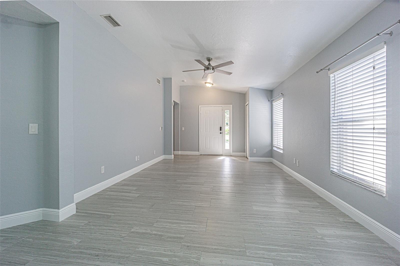 11363 Cocoa Beach Dr Property Photo 6