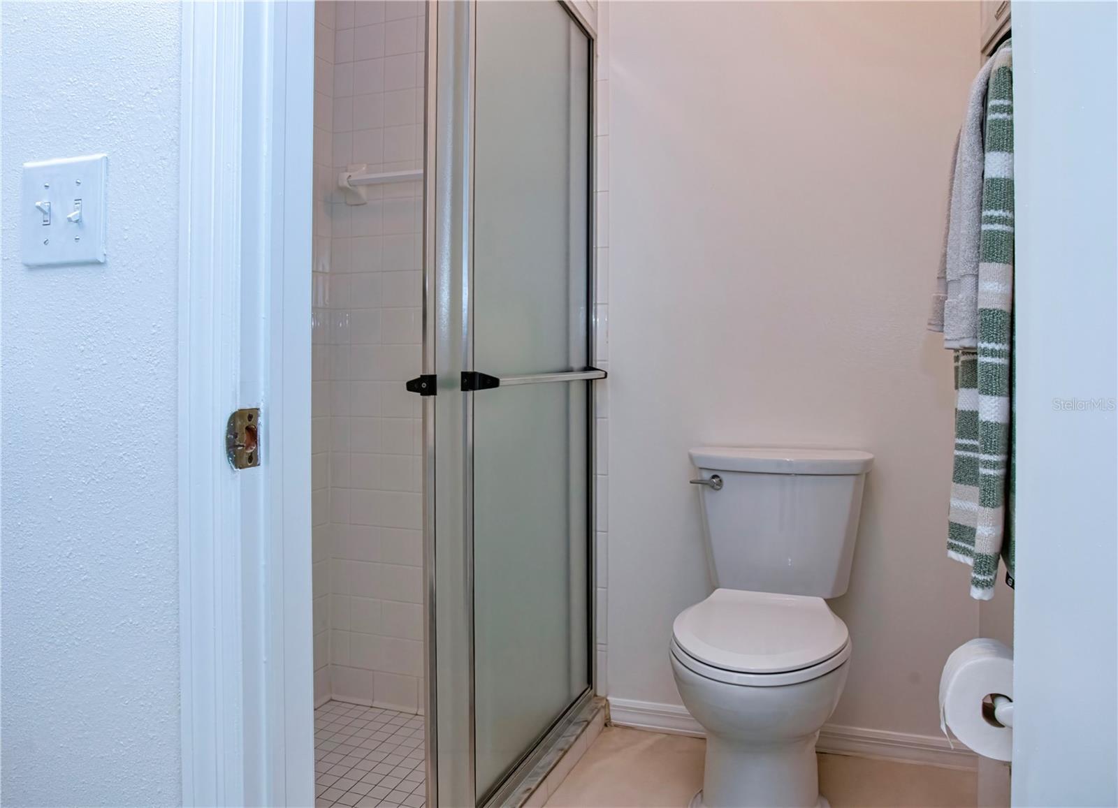 2203 Mayfield Oaks Pl Property Photo 28