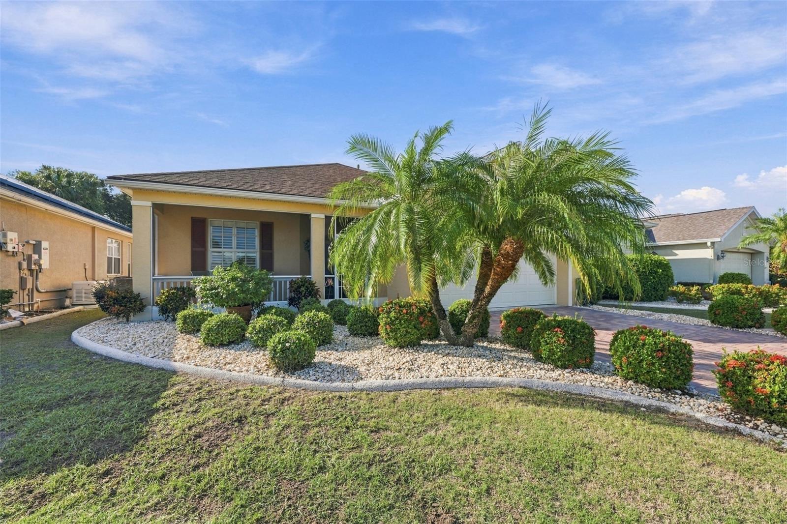1106 Emerald Dunes Dr Property Photo 1