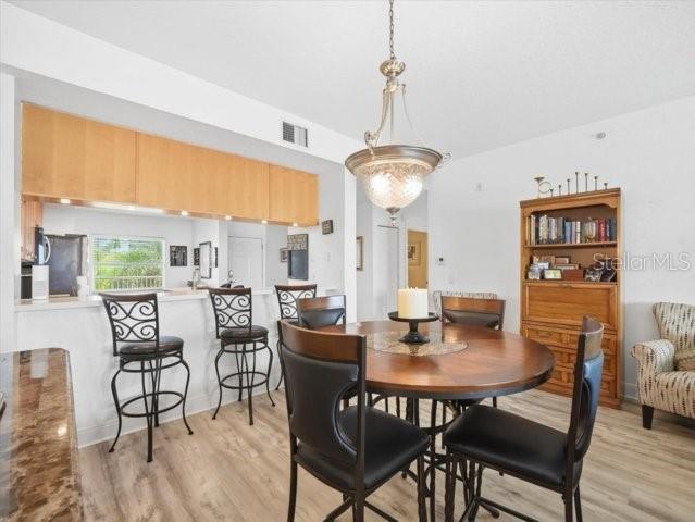 425 150th Ave #2302 Property Photo 16