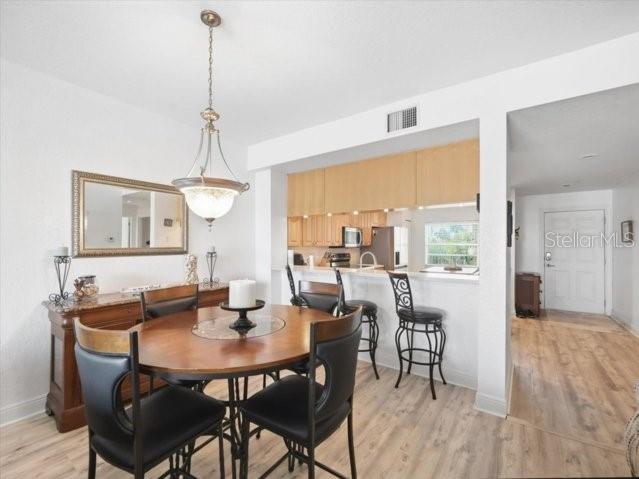425 150th Ave #2302 Property Photo 17