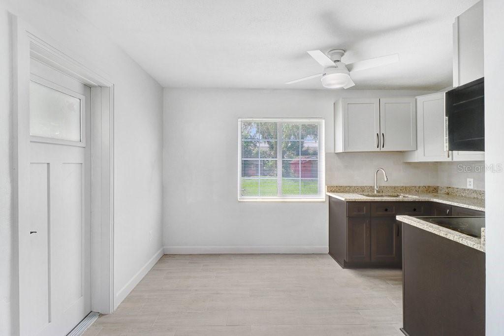 810 Patbur Ave Property Photo 6