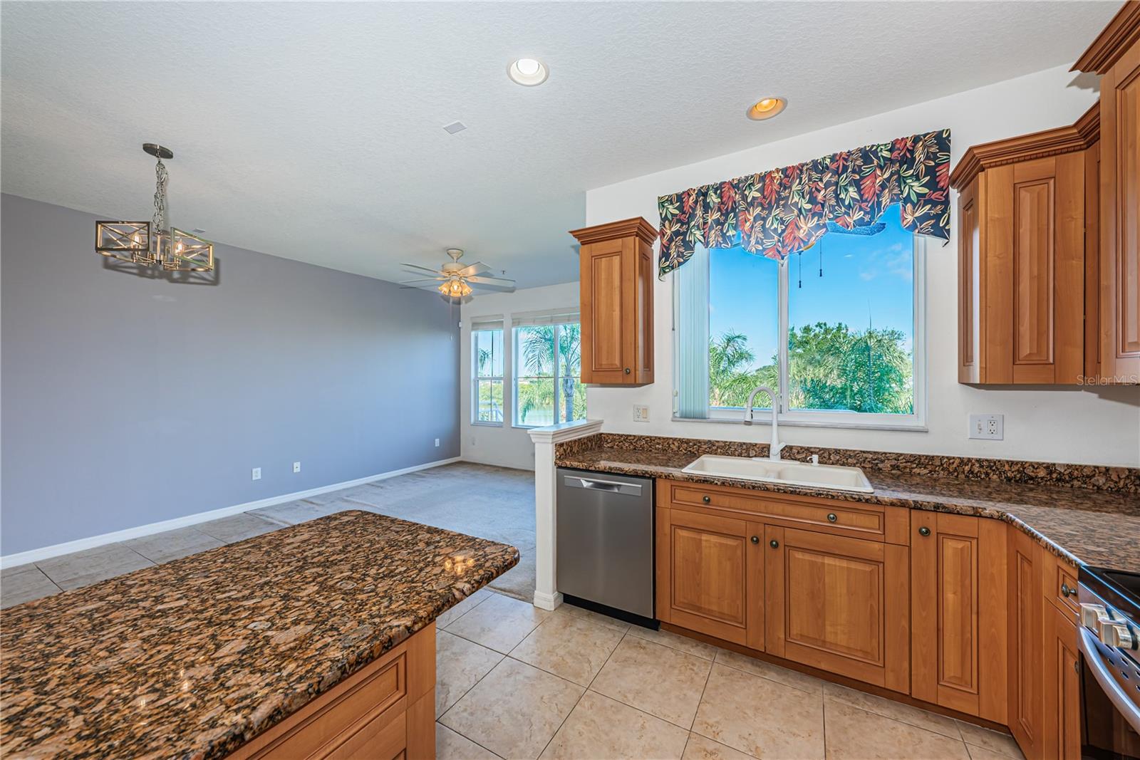 4324 Spinnaker Cove Ln Property Photo 17