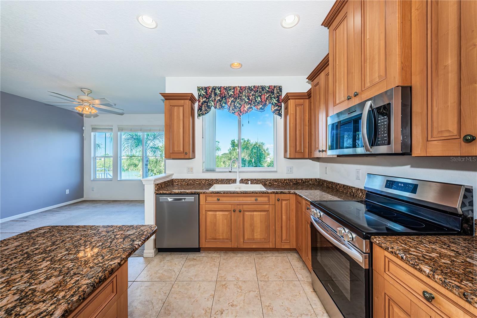 4324 Spinnaker Cove Ln Property Photo 20