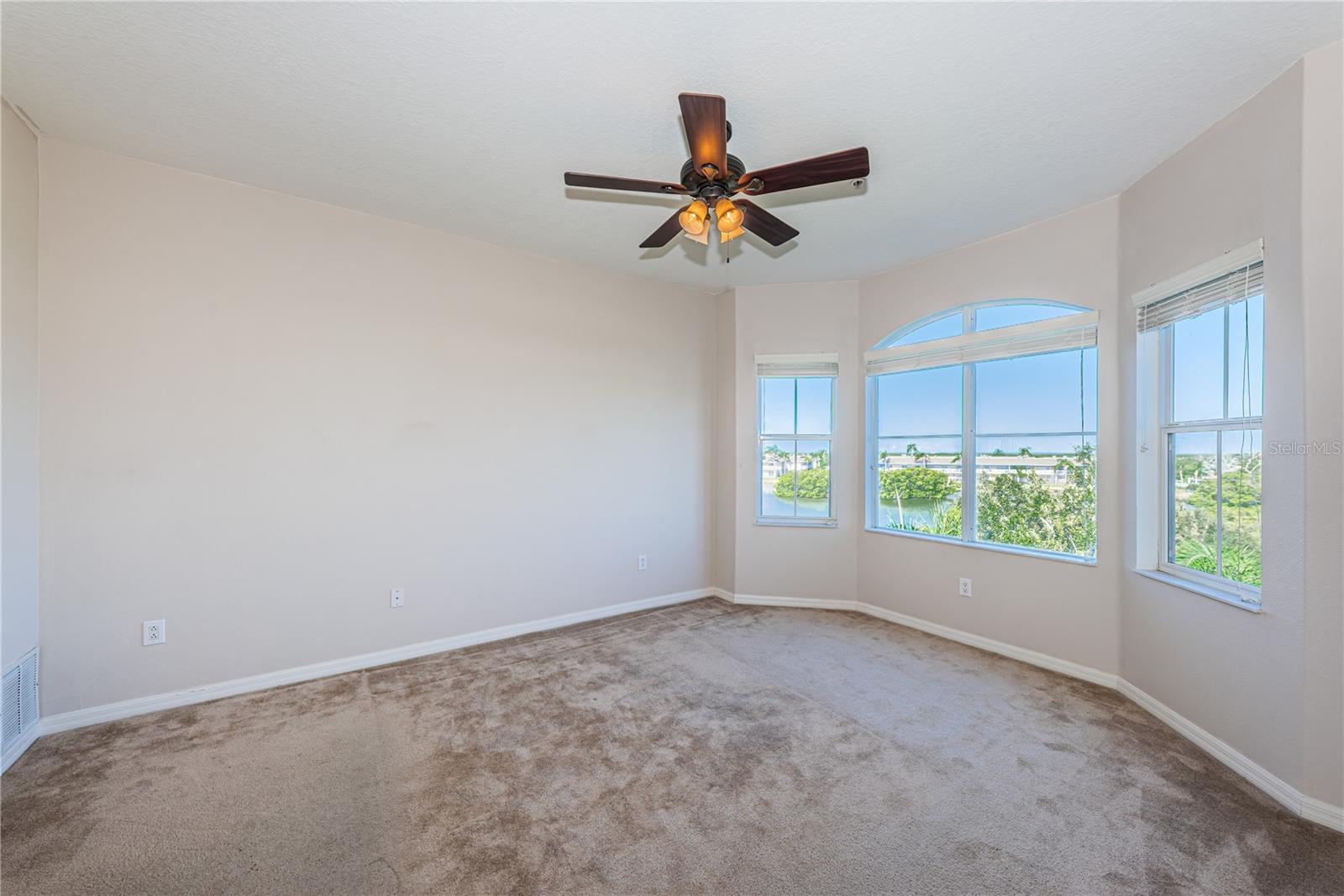 4324 Spinnaker Cove Ln Property Photo 47