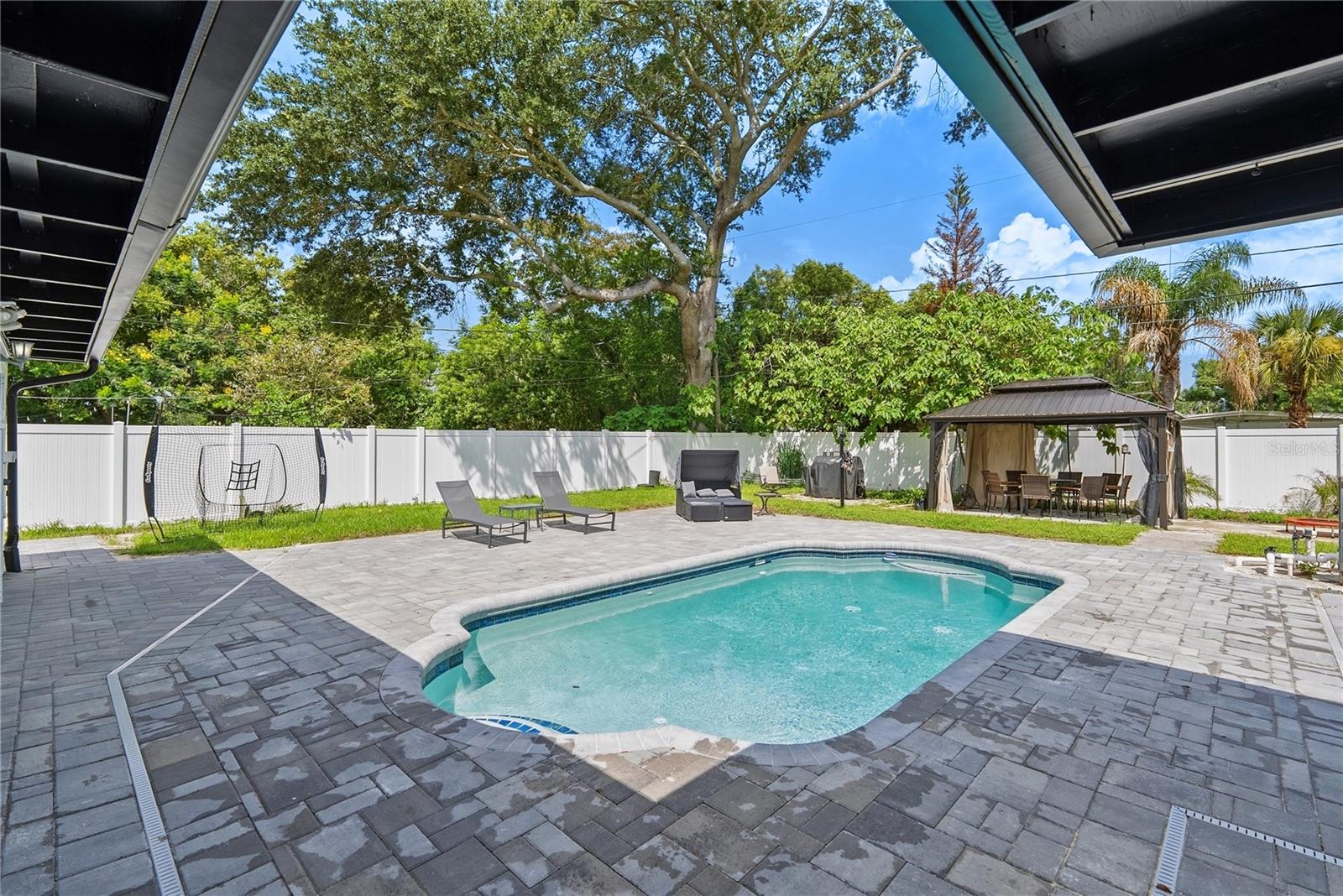 1307 Baltimore Dr Property Photo 6