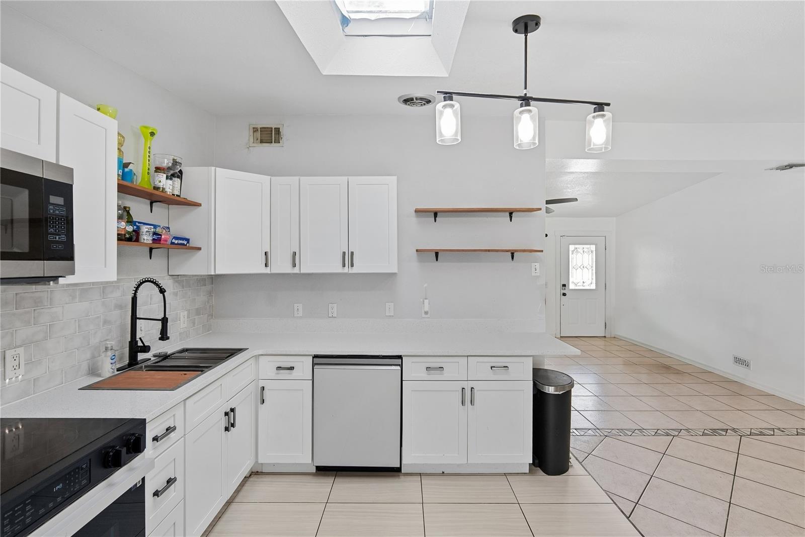 1307 Baltimore Dr Property Photo 8