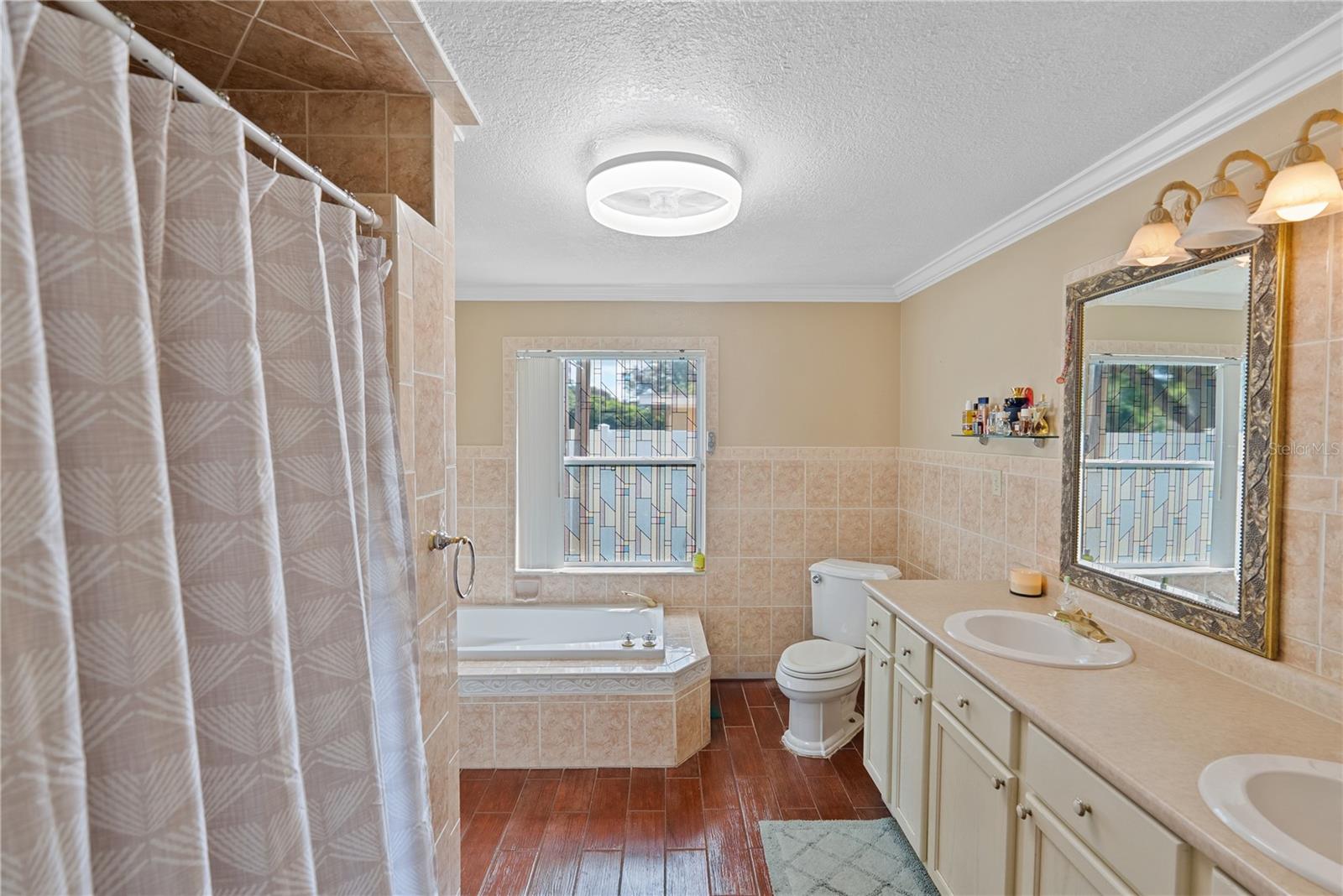 1307 Baltimore Dr Property Photo 16
