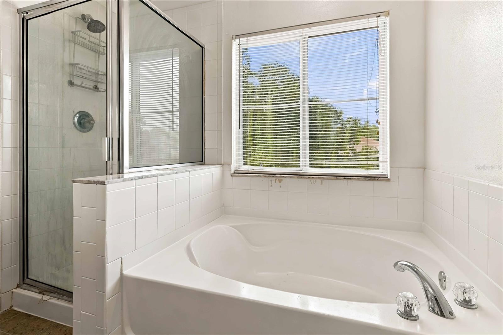10810 Johanna Ave Property Photo 11