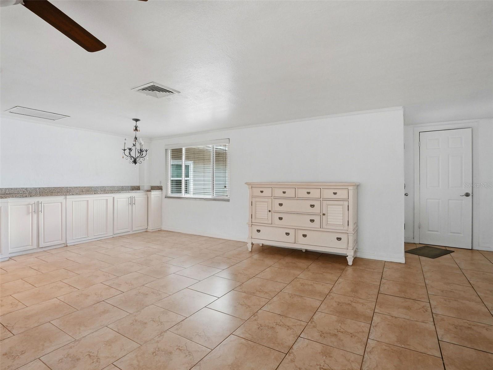 8502 Arrowhead Dr Property Photo 7