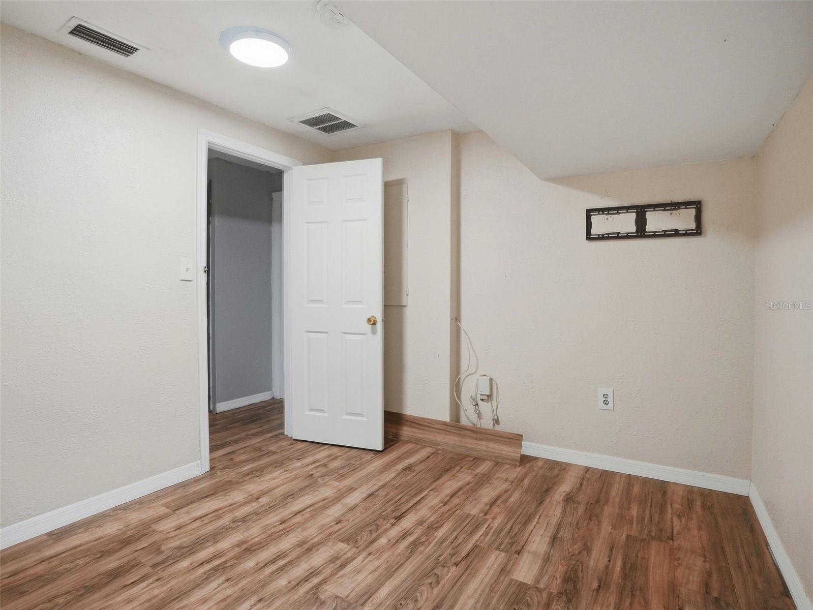 8502 Arrowhead Dr Property Photo 25