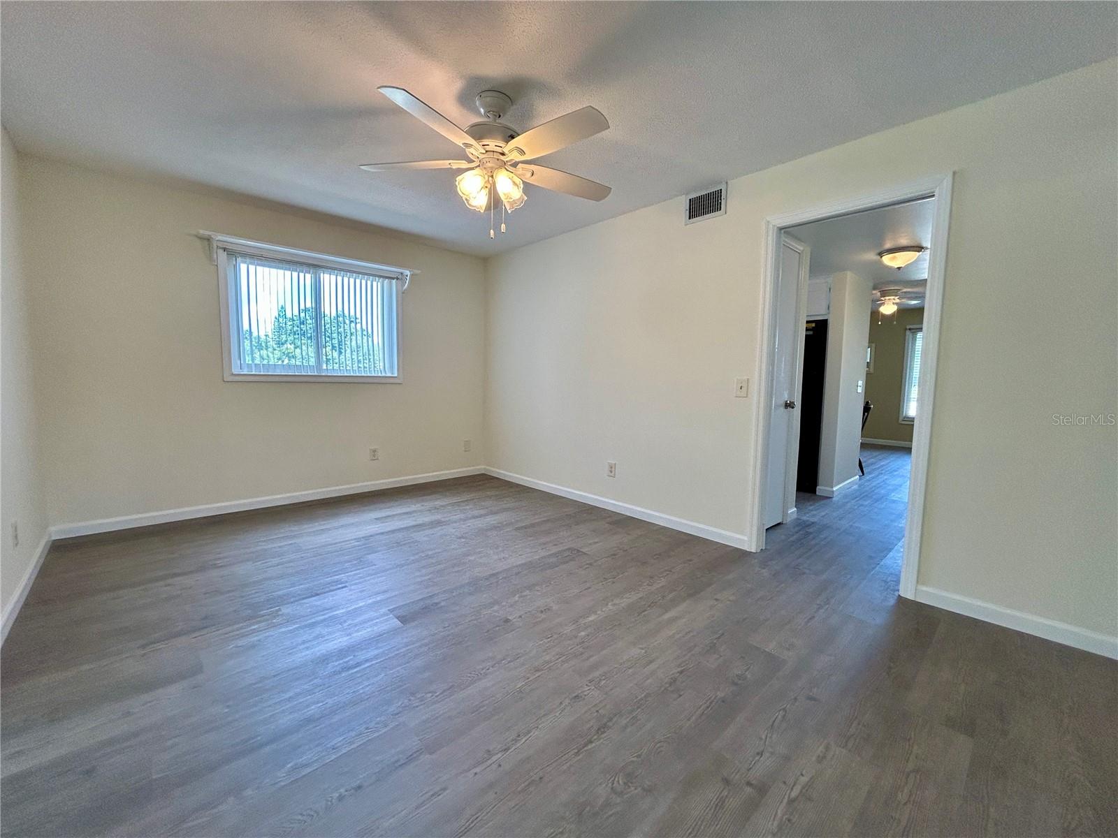 2000 World Parkway Blvd #12 Property Photo 17