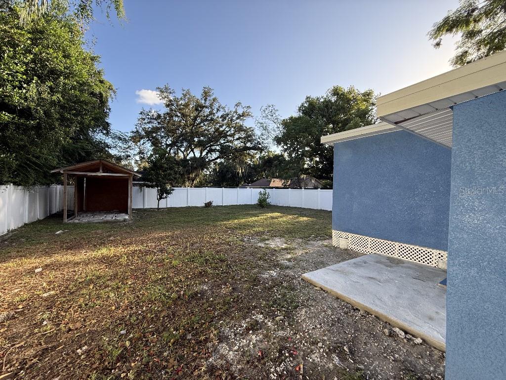 1110 W Knollwood St Property Photo 27