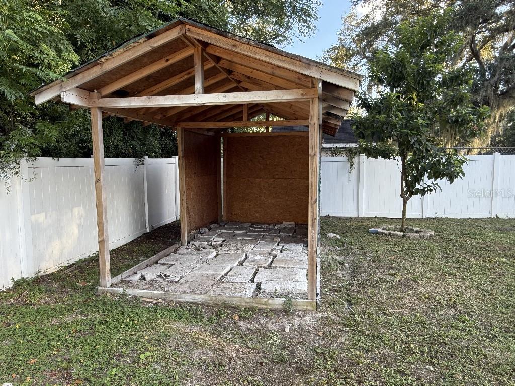 1110 W Knollwood St Property Photo 29