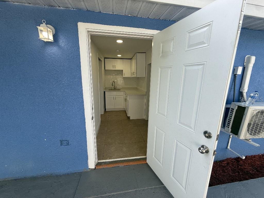 1110 W Knollwood St Property Photo 35