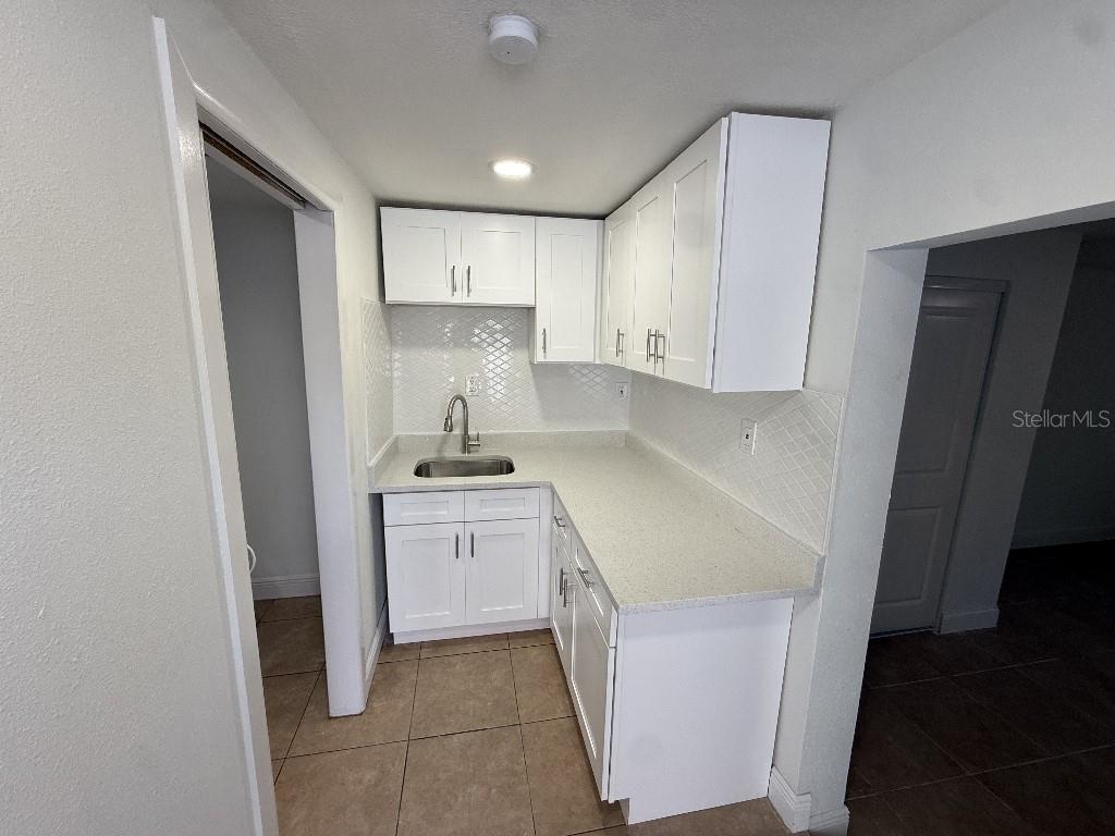 1110 W Knollwood St Property Photo 37