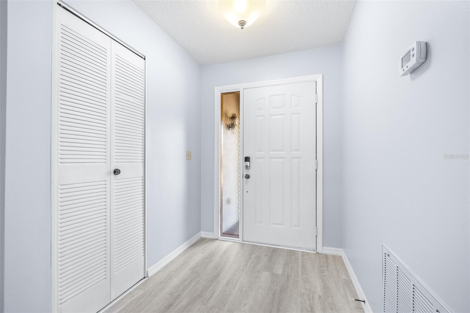 1521 Leland Dr Property Photo 2