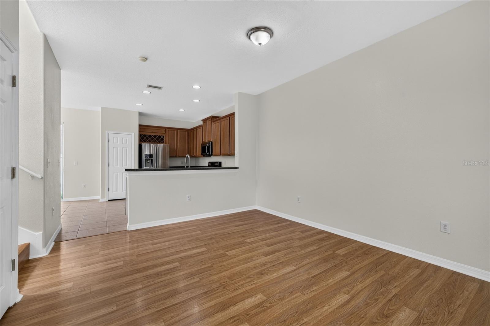 6585 Marlberry Way Property Photo 5