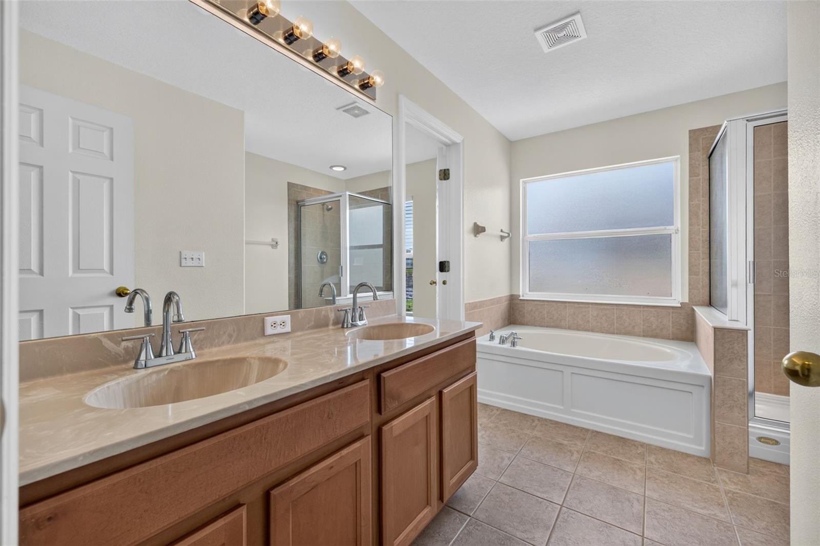 6585 Marlberry Way Property Photo 18