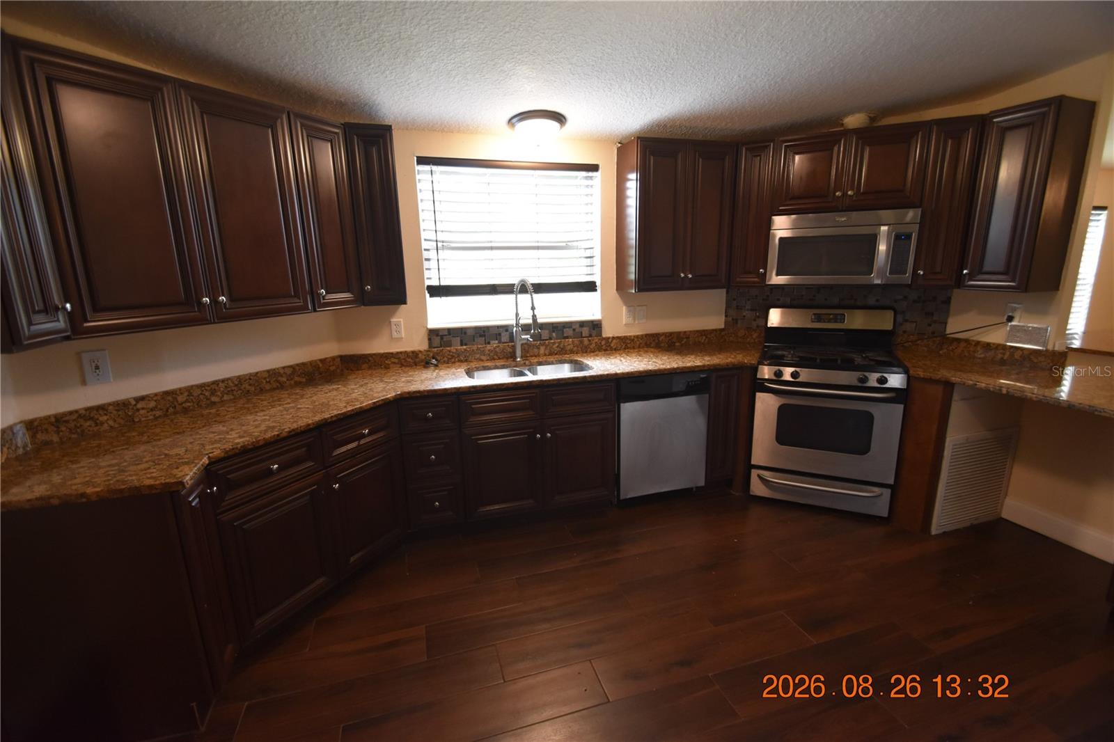 12106 Waterview Dr Property Photo 25