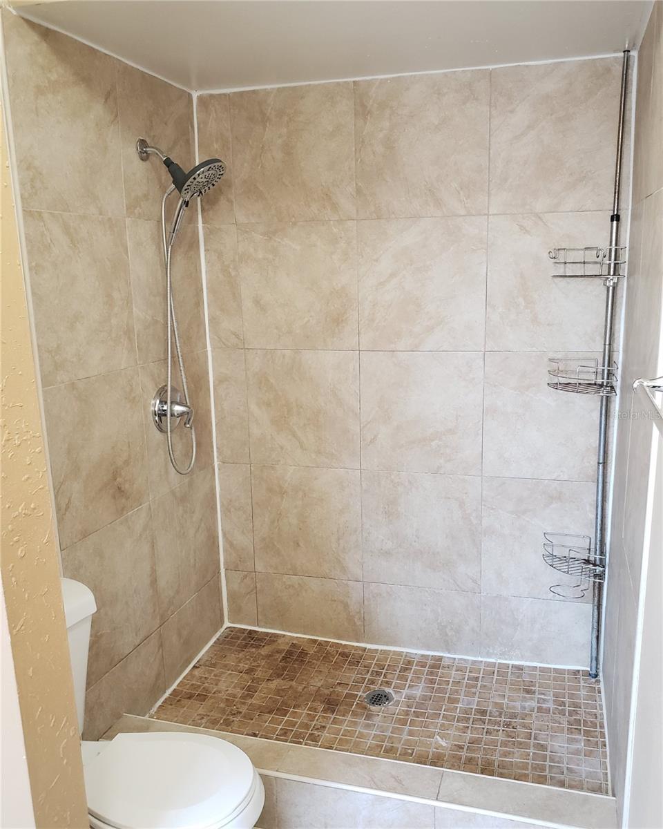 21020 Voyager Blvd #5 Property Photo 16