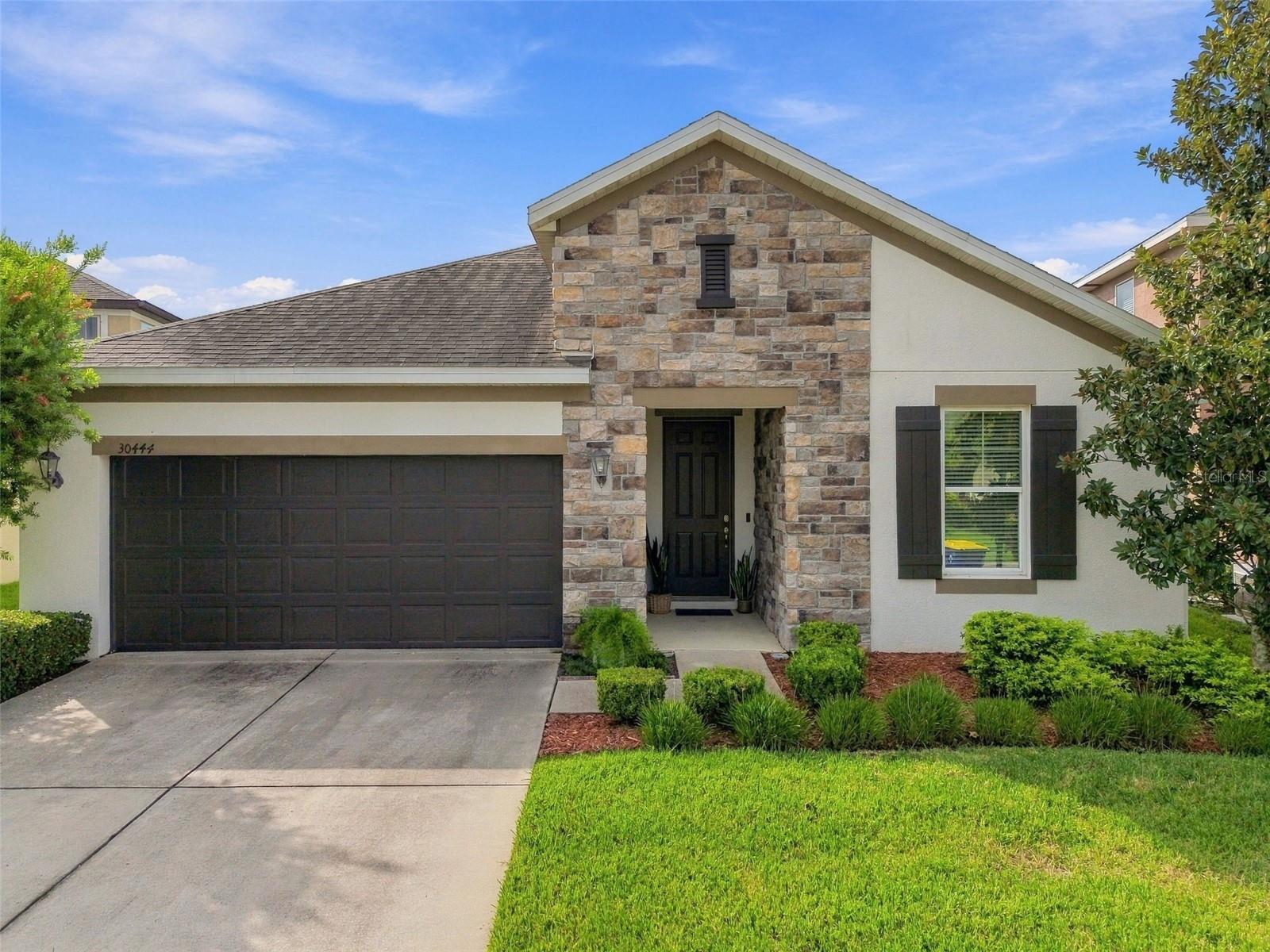 30444 PECAN VALLEY LOOP Property Photo 1