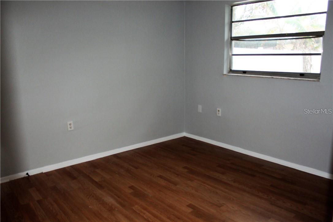 9920 Gray Fox Ln Property Photo 5