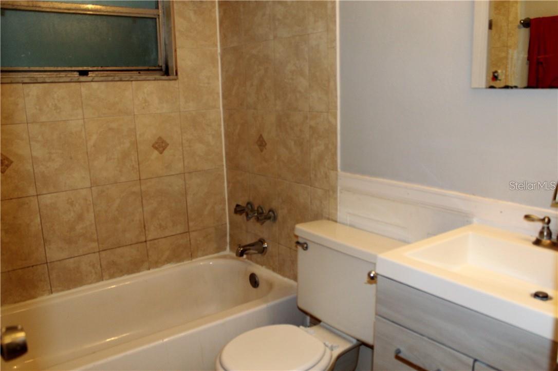 9920 Gray Fox Ln Property Photo 6