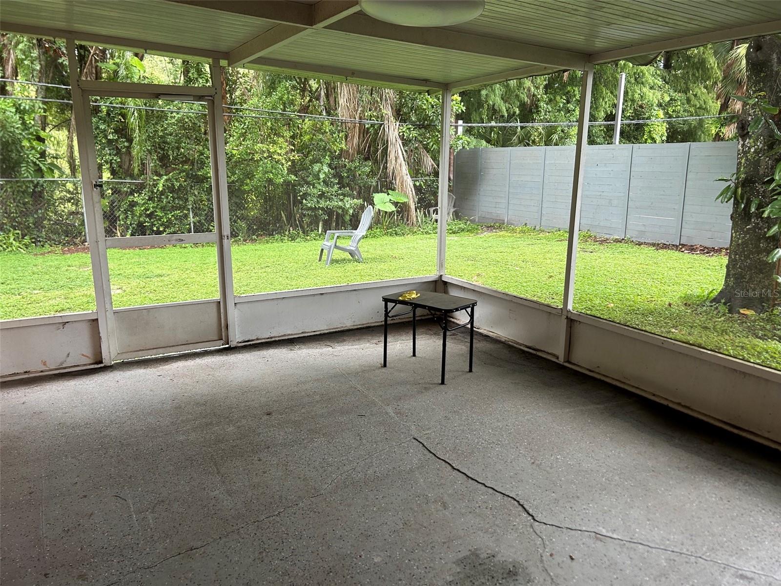 578 Vine Ave Property Photo 5