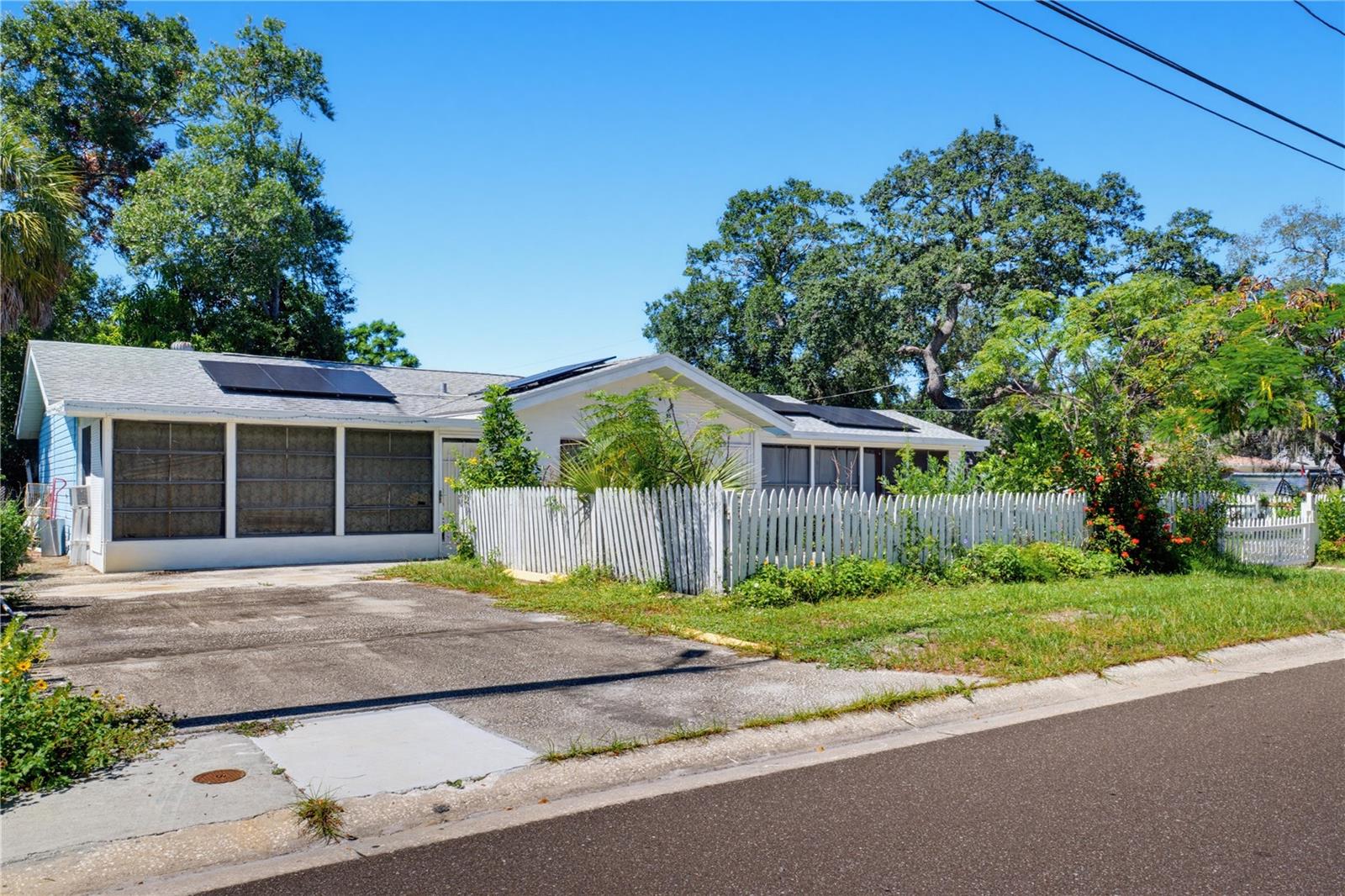 1100 EWING AVE Property Photo 1