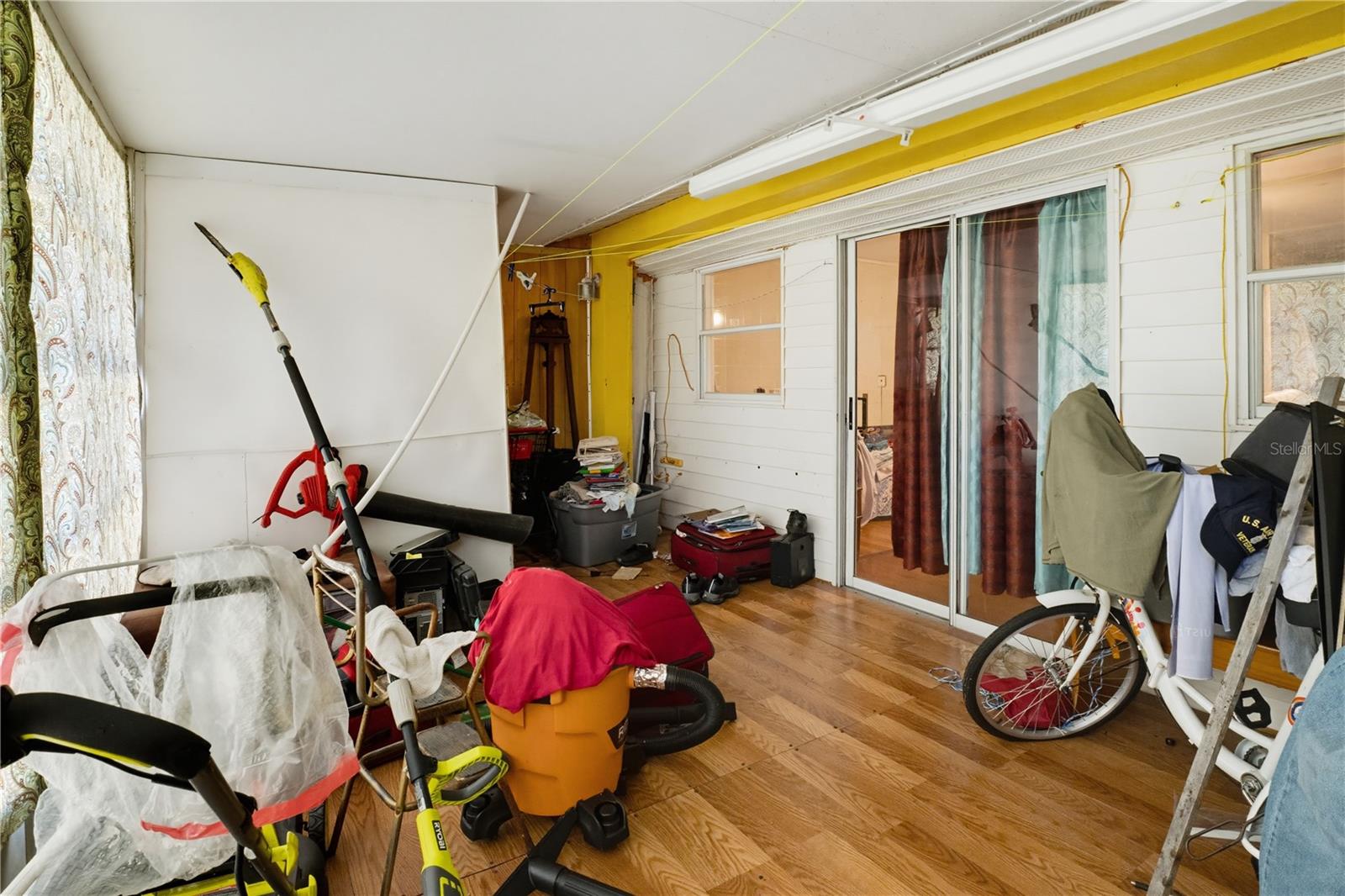 1100 Ewing Ave Property Photo 33