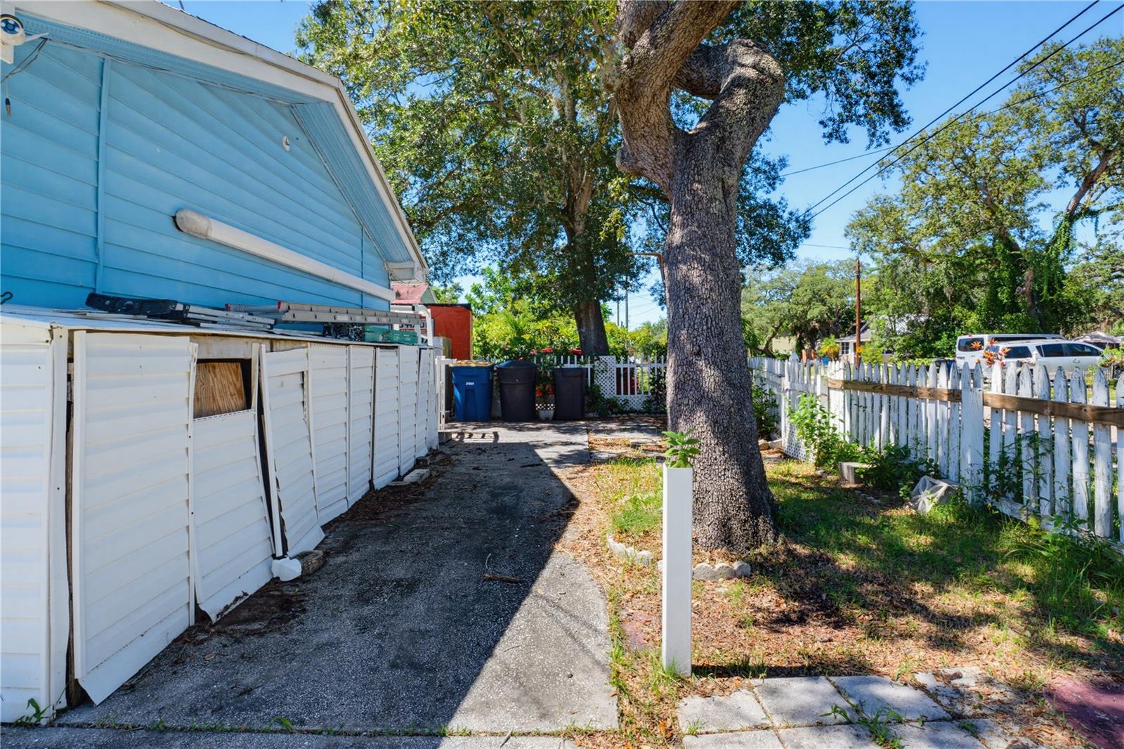 1100 Ewing Ave Property Photo 39