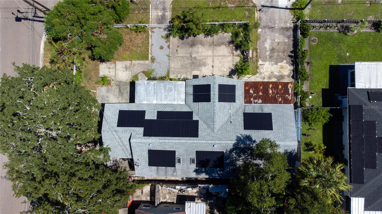 1100 Ewing Ave Property Photo 56