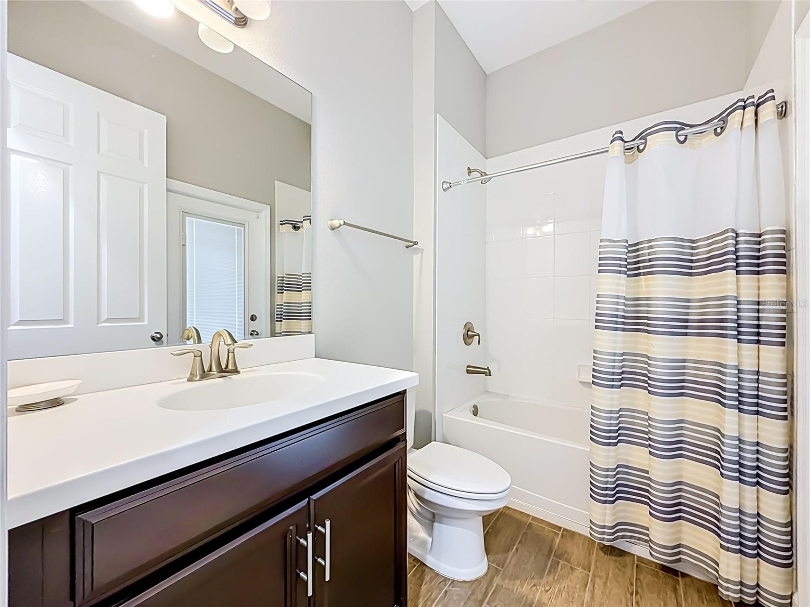 1107 Isobel Reserve Ln Property Photo 56