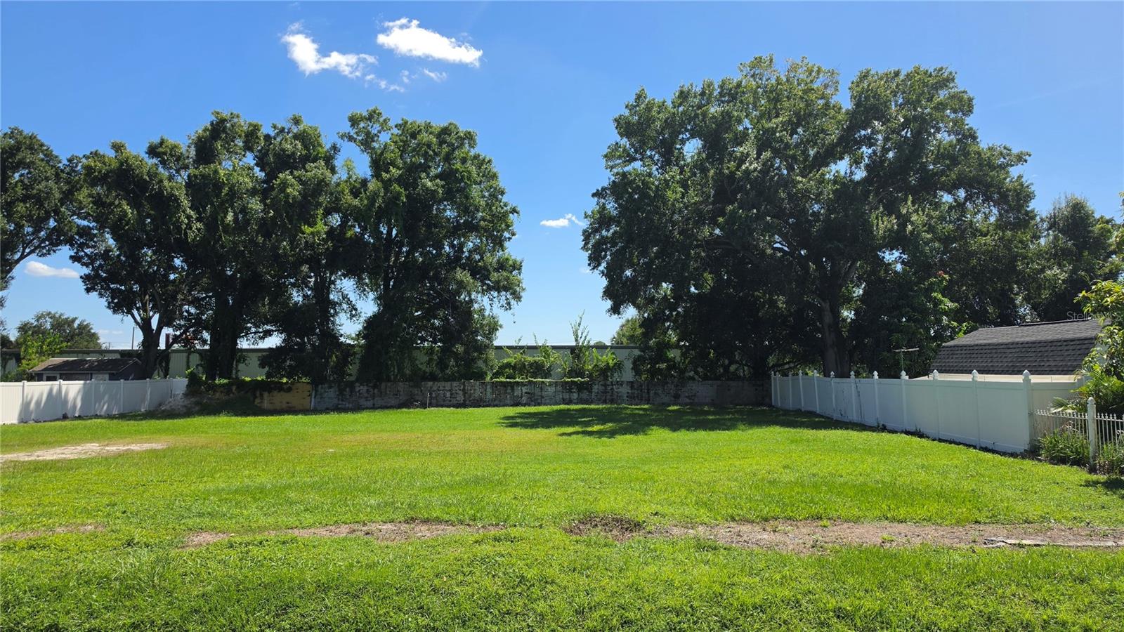 4040 W Comanche Ave Property Photo 1