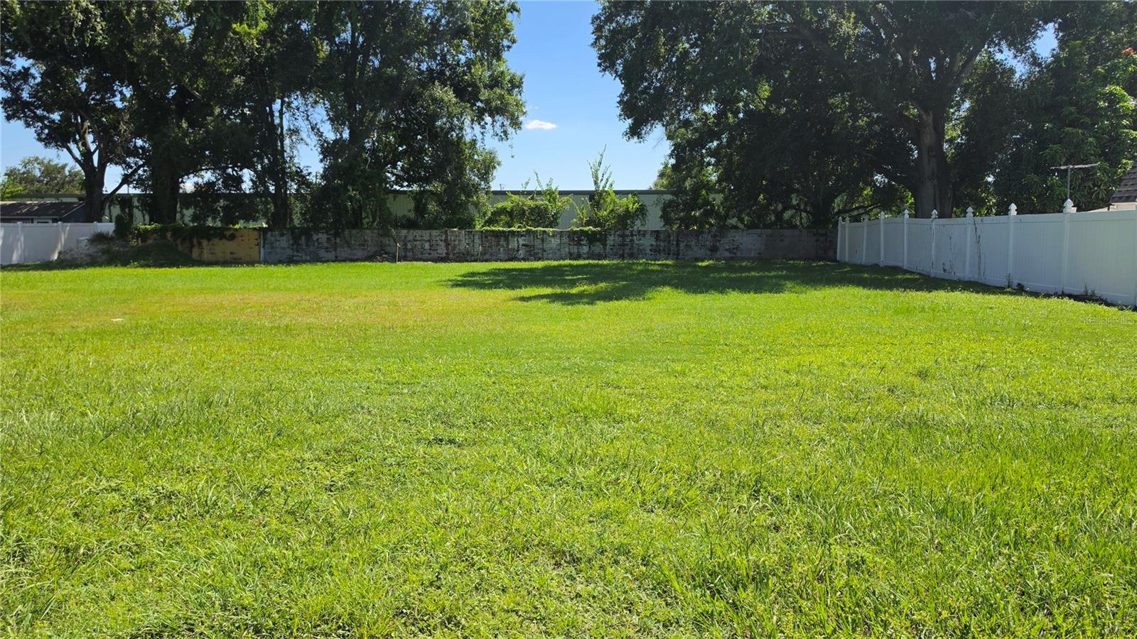 4040 W Comanche Ave Property Photo 6