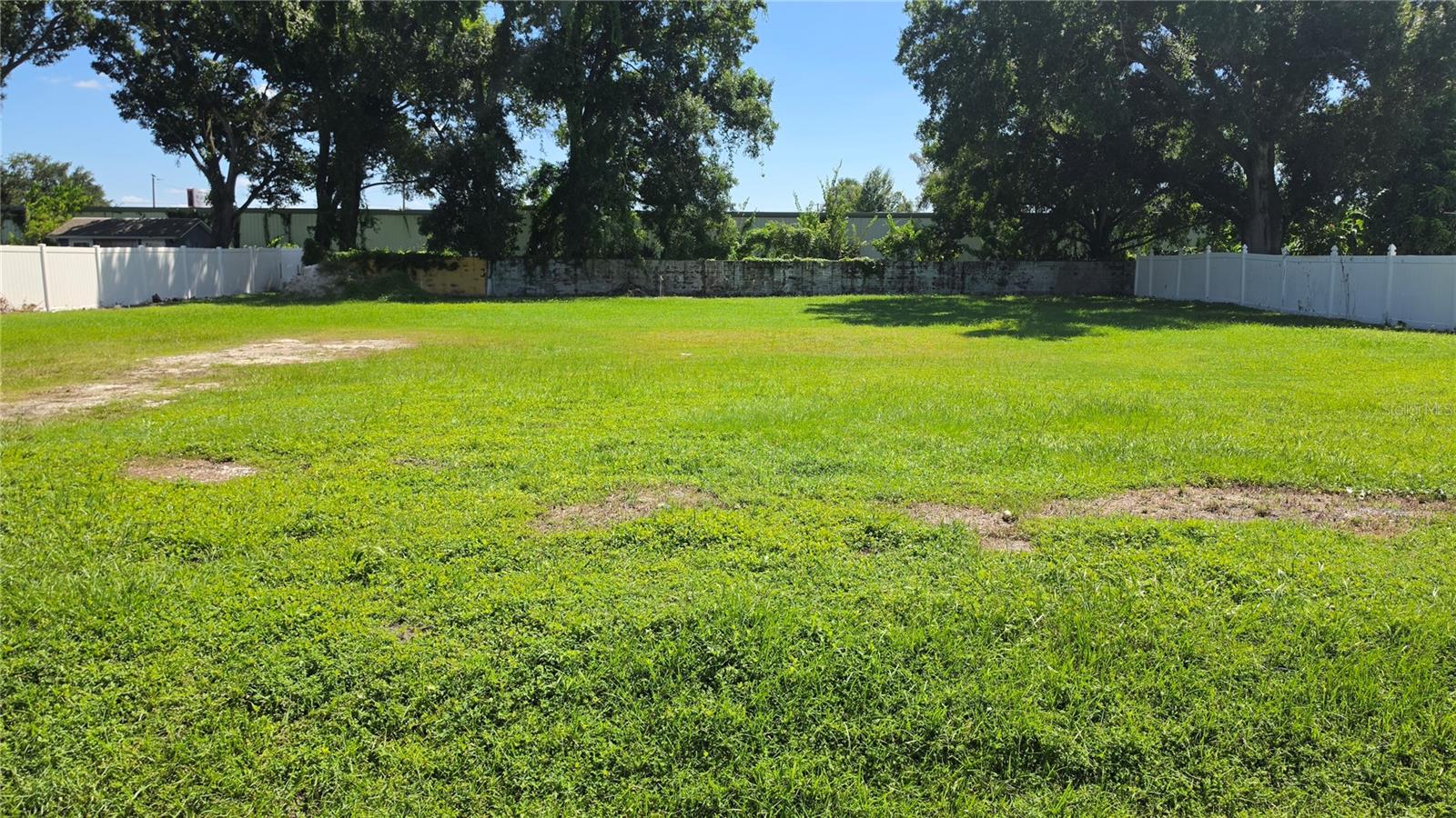 4040 W Comanche Ave Property Photo 8