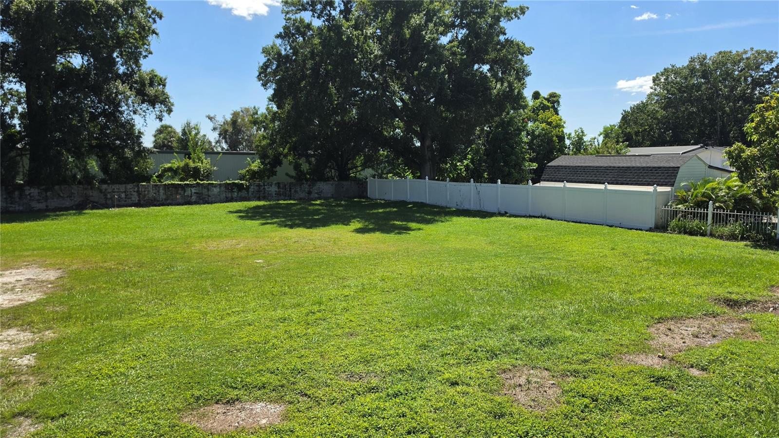 4040 W Comanche Ave Property Photo 9