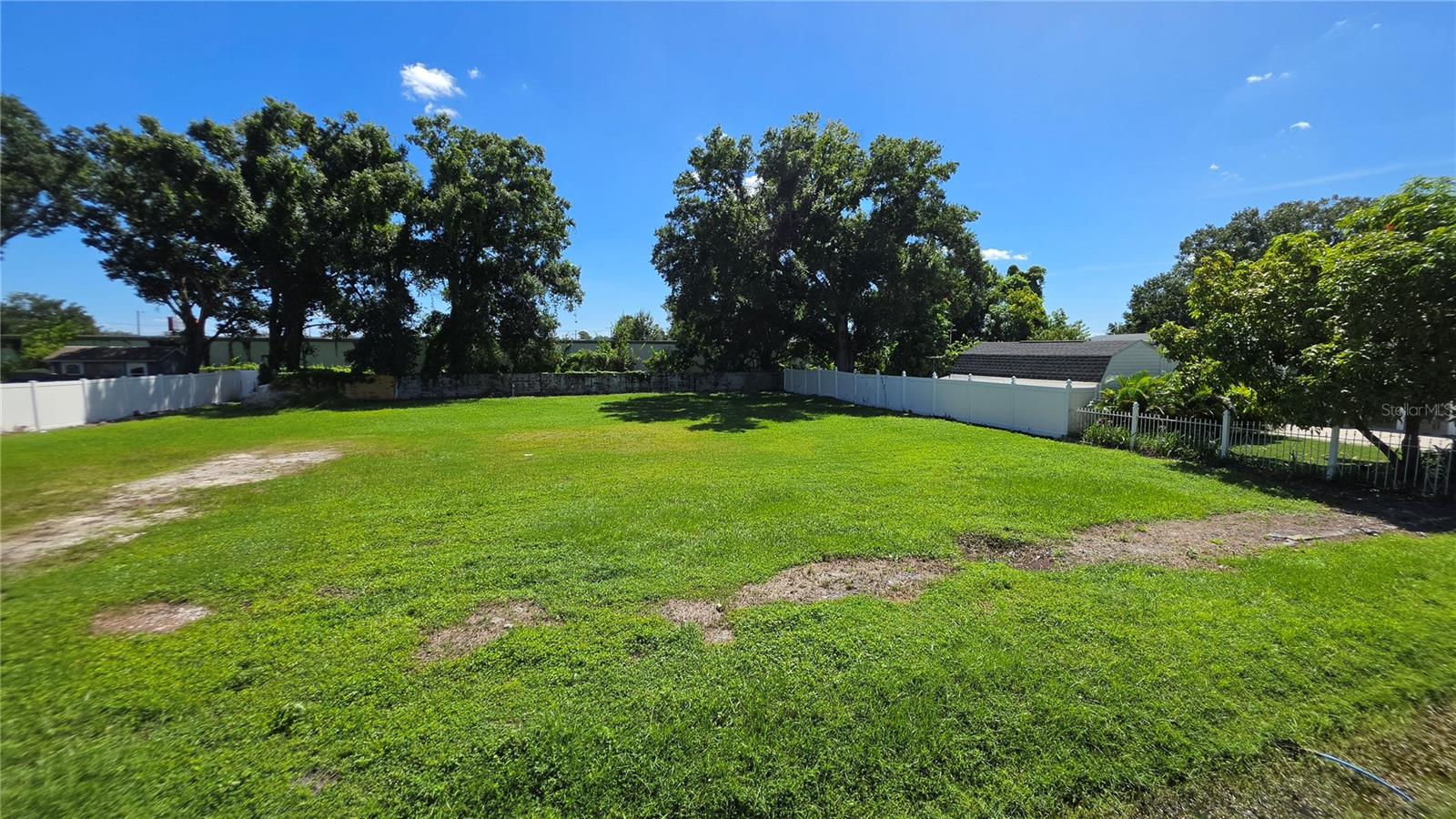4040 W Comanche Ave Property Photo 10