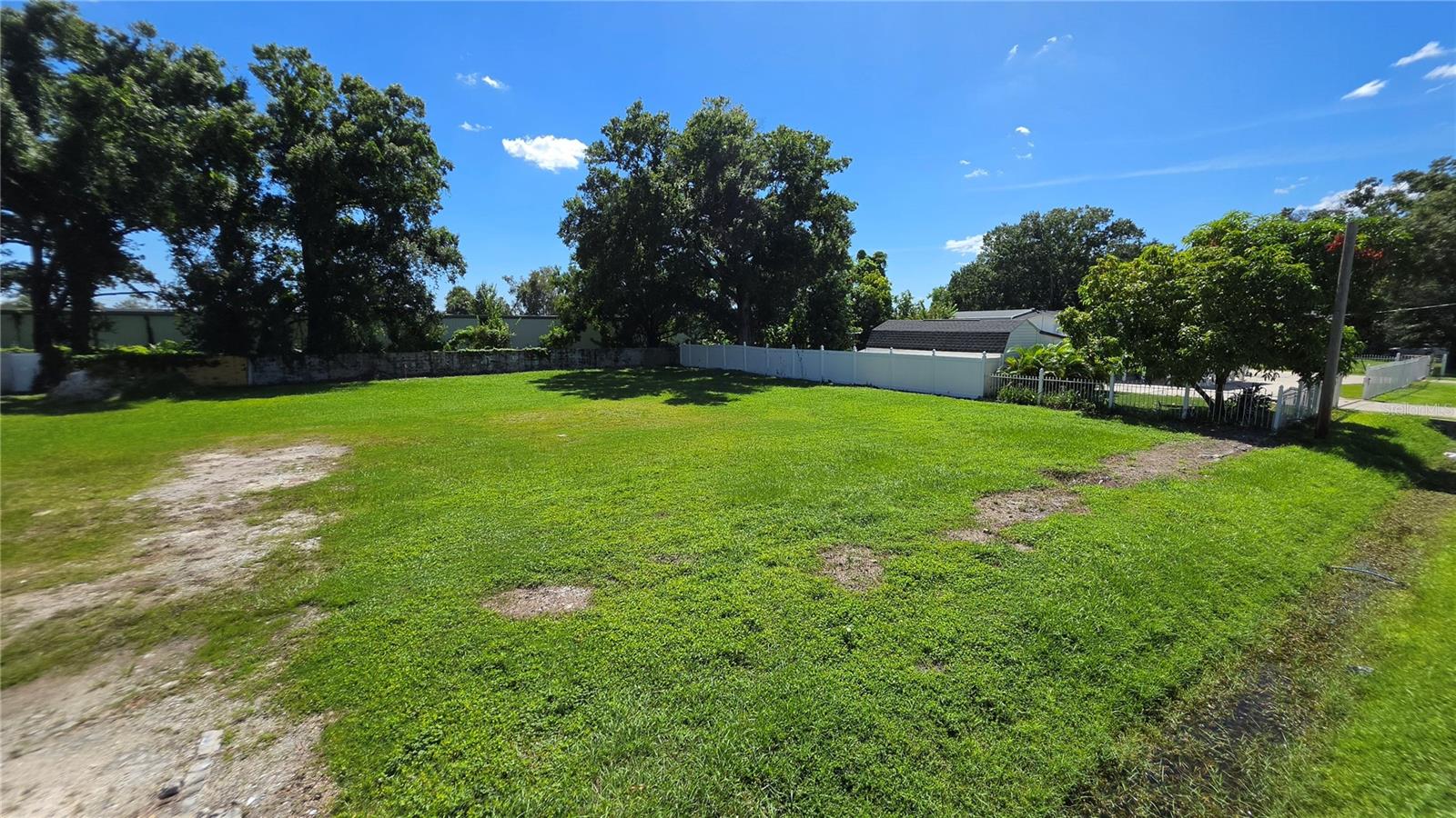 4040 W Comanche Ave Property Photo 11