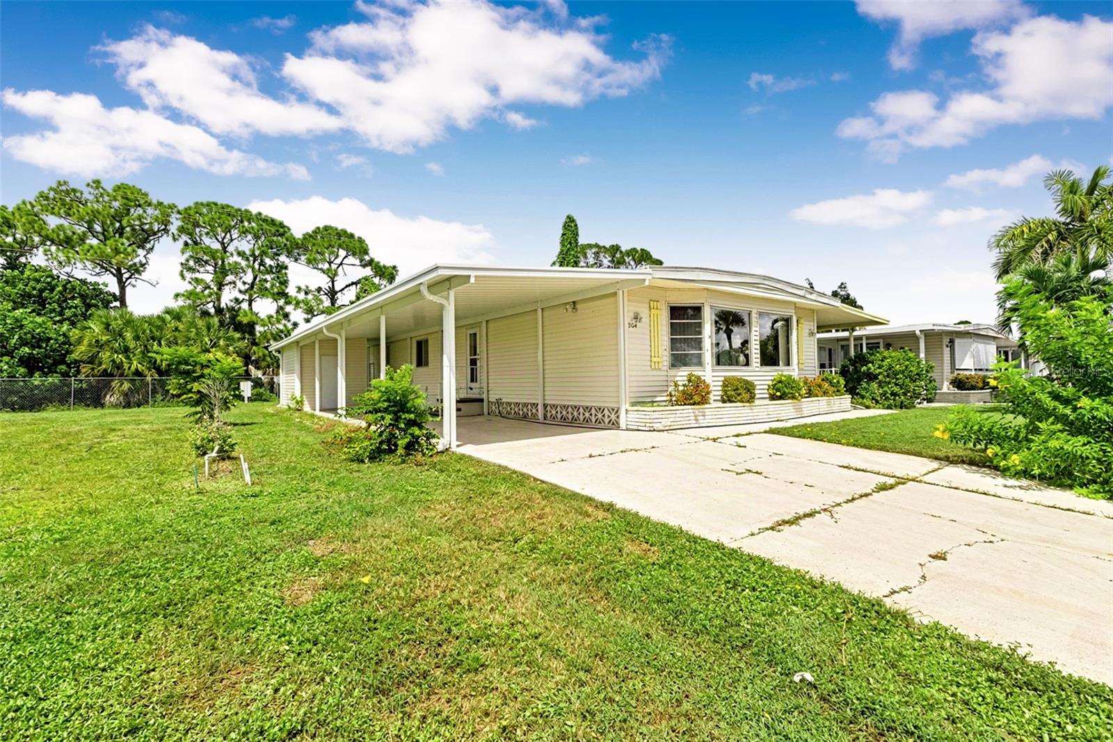 204 La Costa Property Photo 3