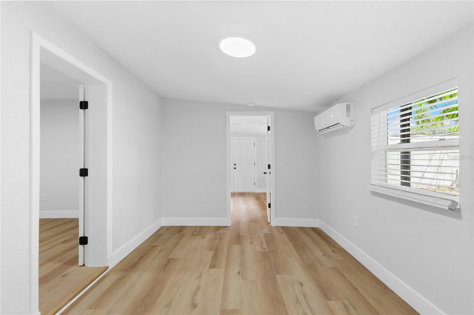 6911 Reindeer Rd Property Photo 18